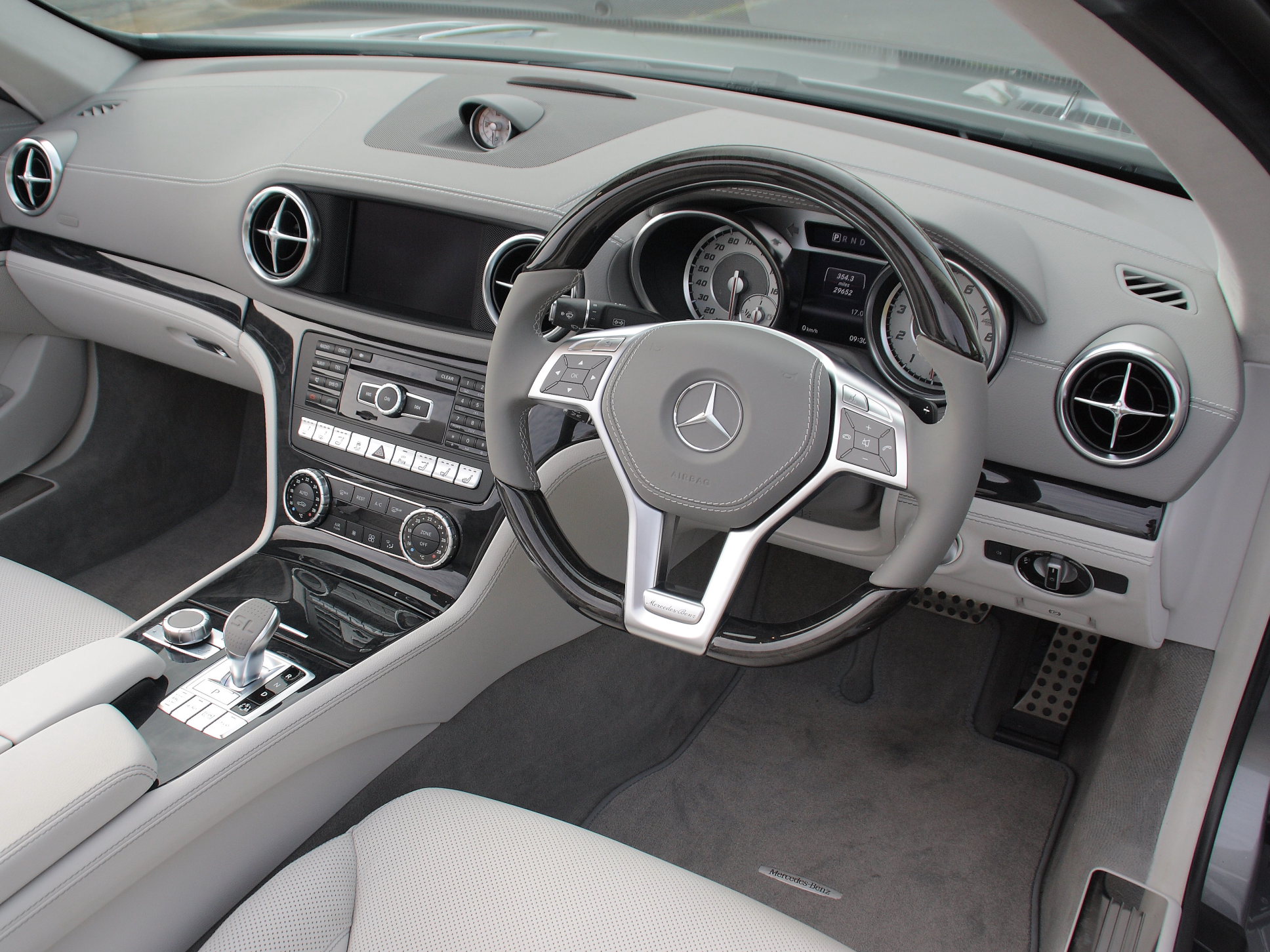 2012 Mercedes SL500