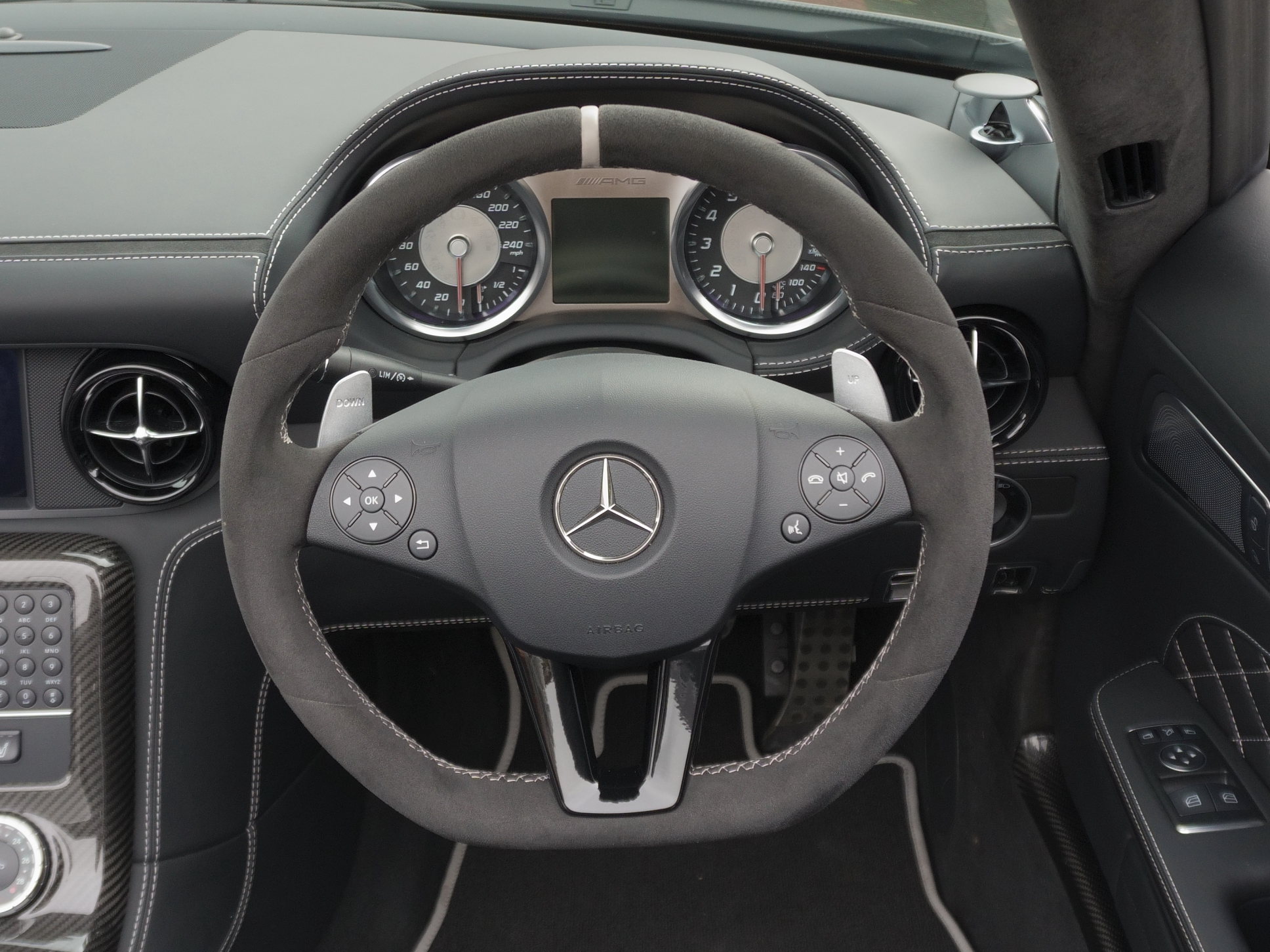 Mercedes SLS AMG Cabriolet Final Edition