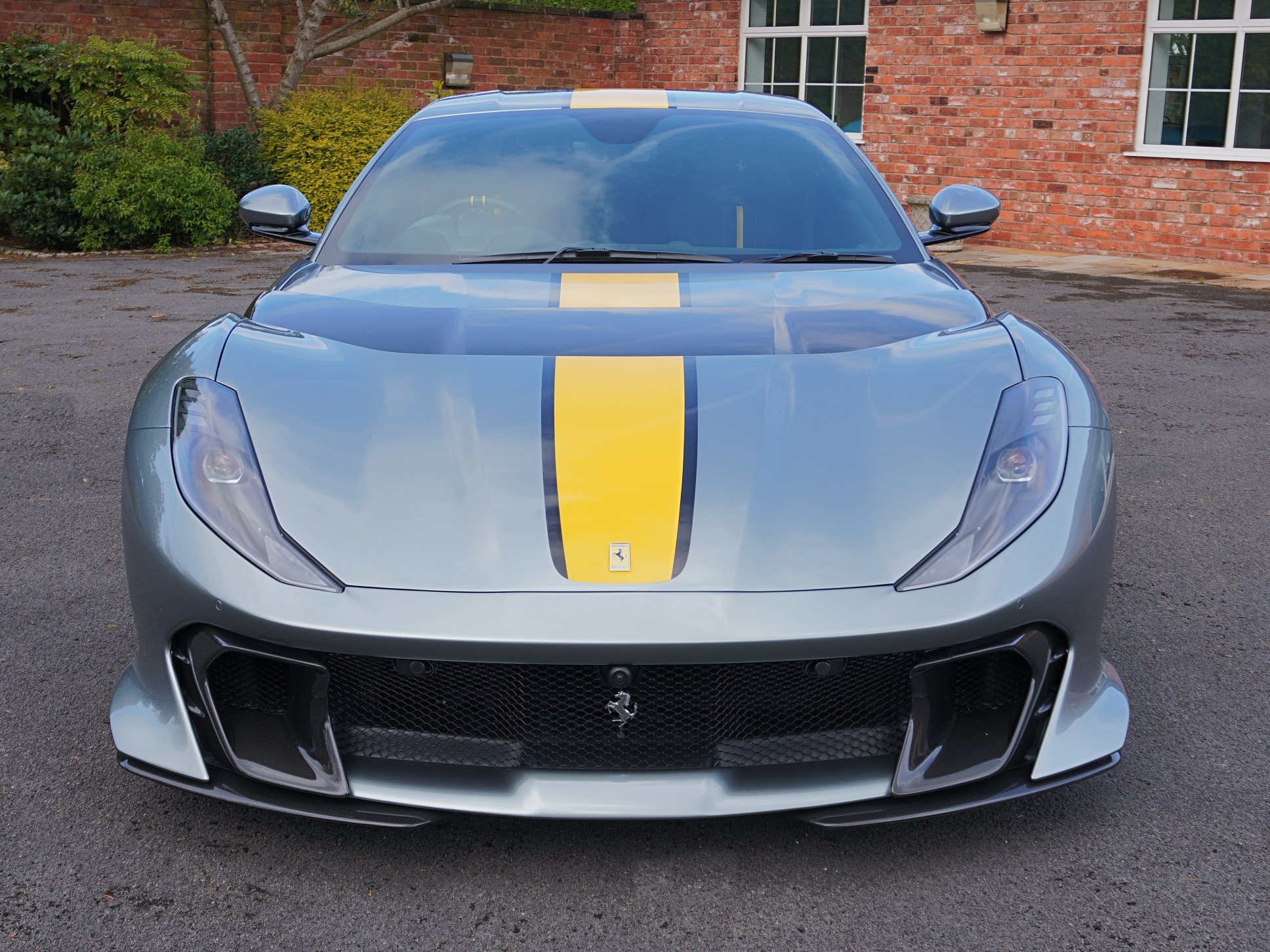 2023 Ferrari 812 Competizione