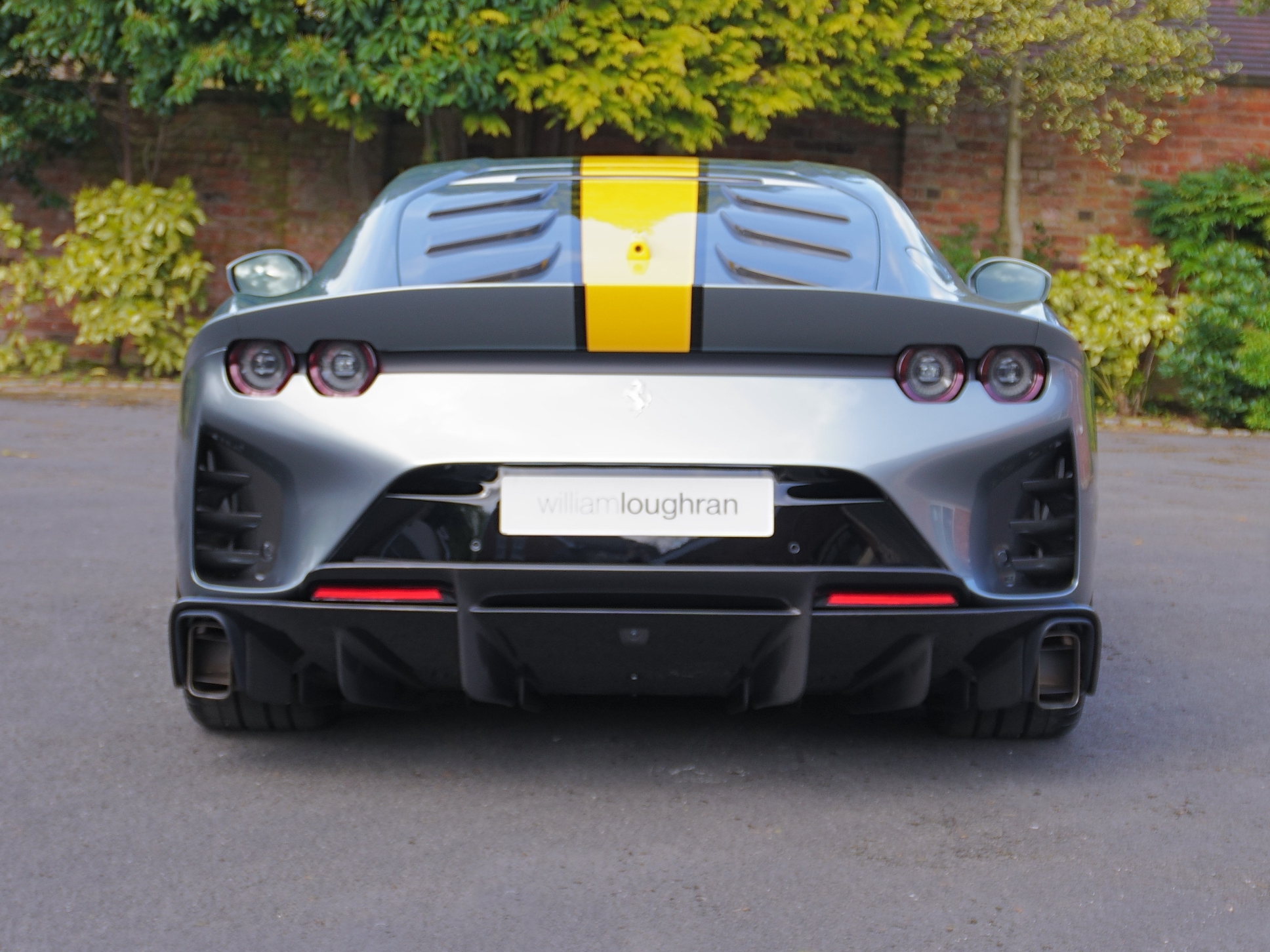 2023 Ferrari 812 Competizione