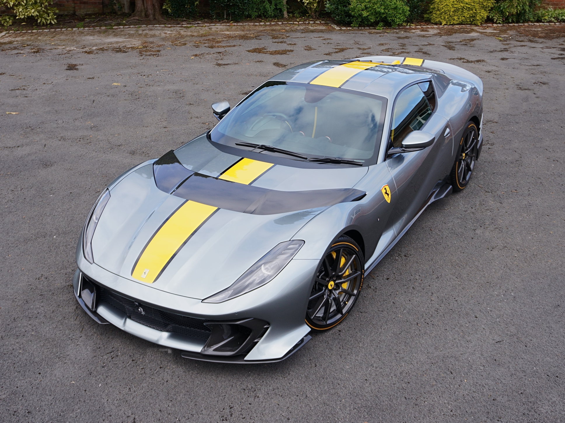 2023 Ferrari 812 Competizione