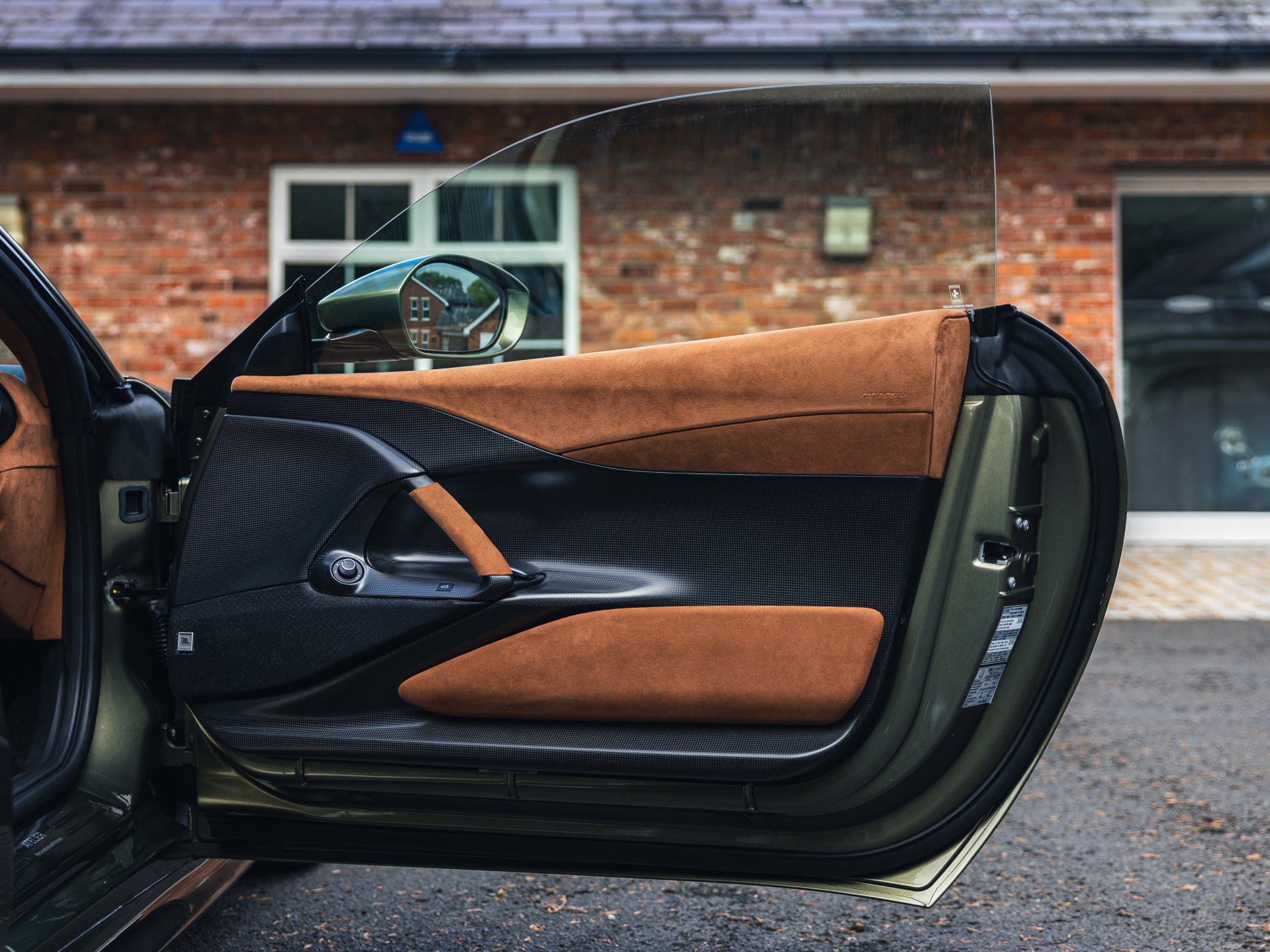 2024 Ferrari 812 Competizione