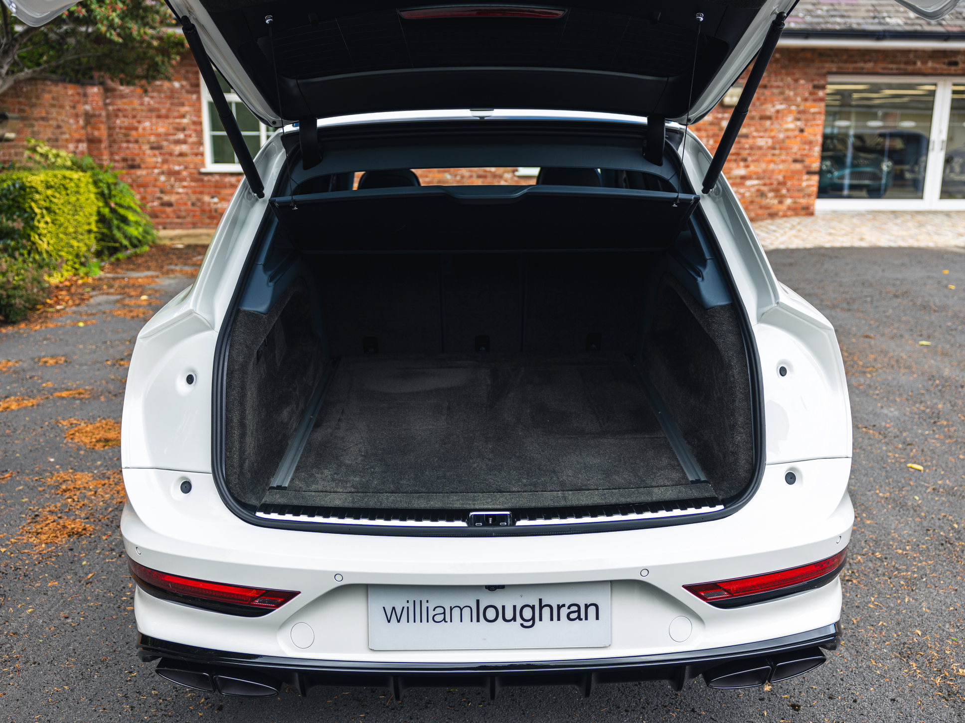 2023 Bentley Bentayga S Hybrid