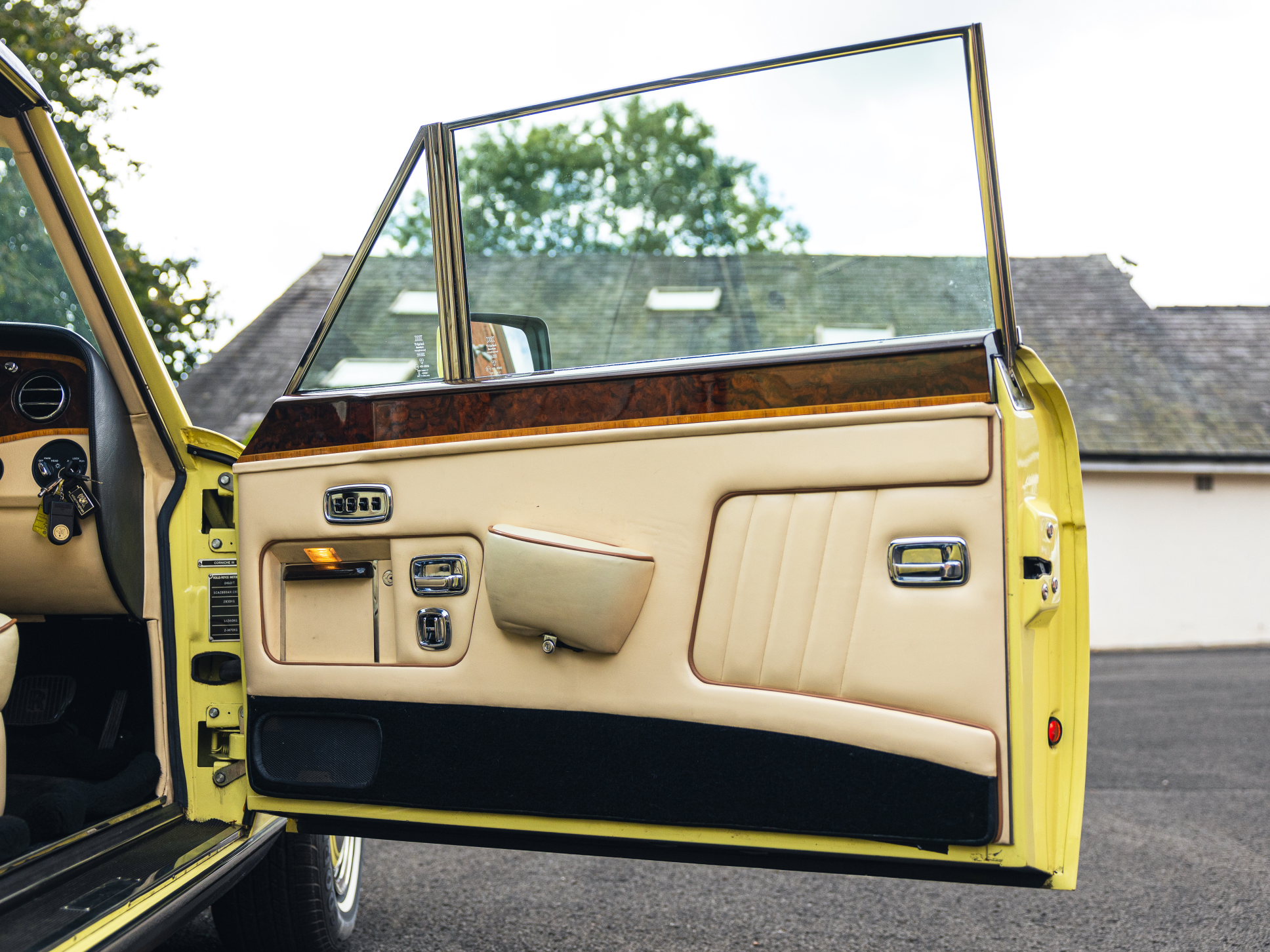 Rolls Royce Corniche III