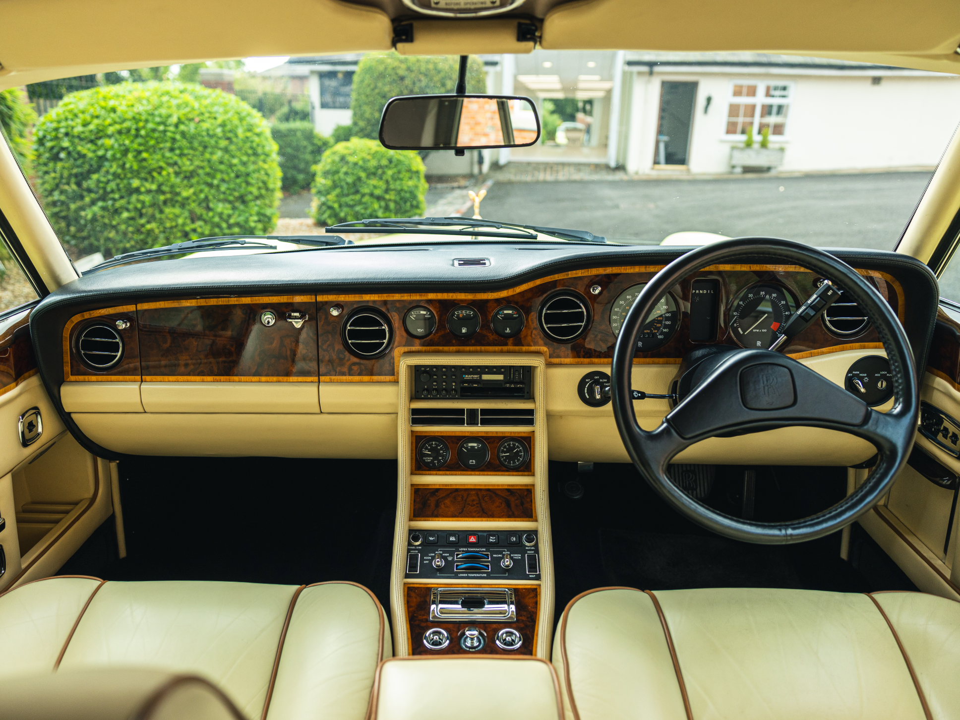 Rolls Royce Corniche III