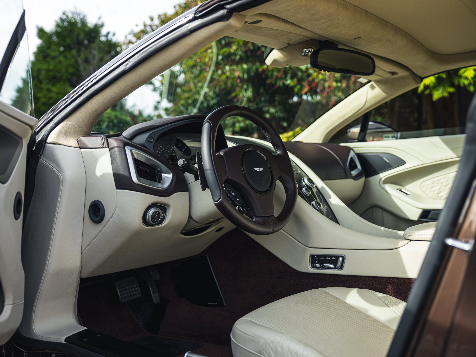 2018 Aston Martin Vanquish Zagato Volante