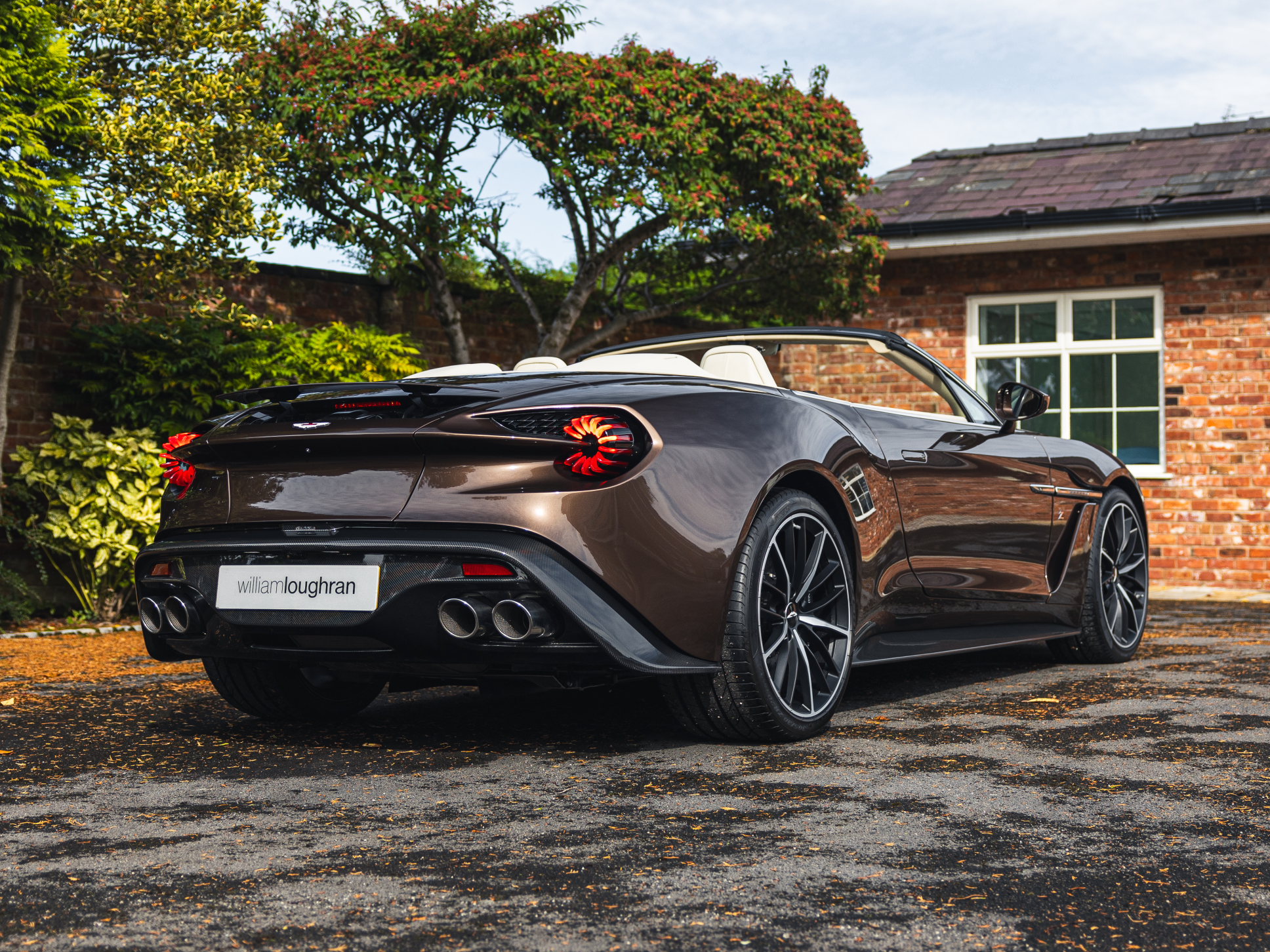 2018 Aston Martin Vanquish Zagato Volante