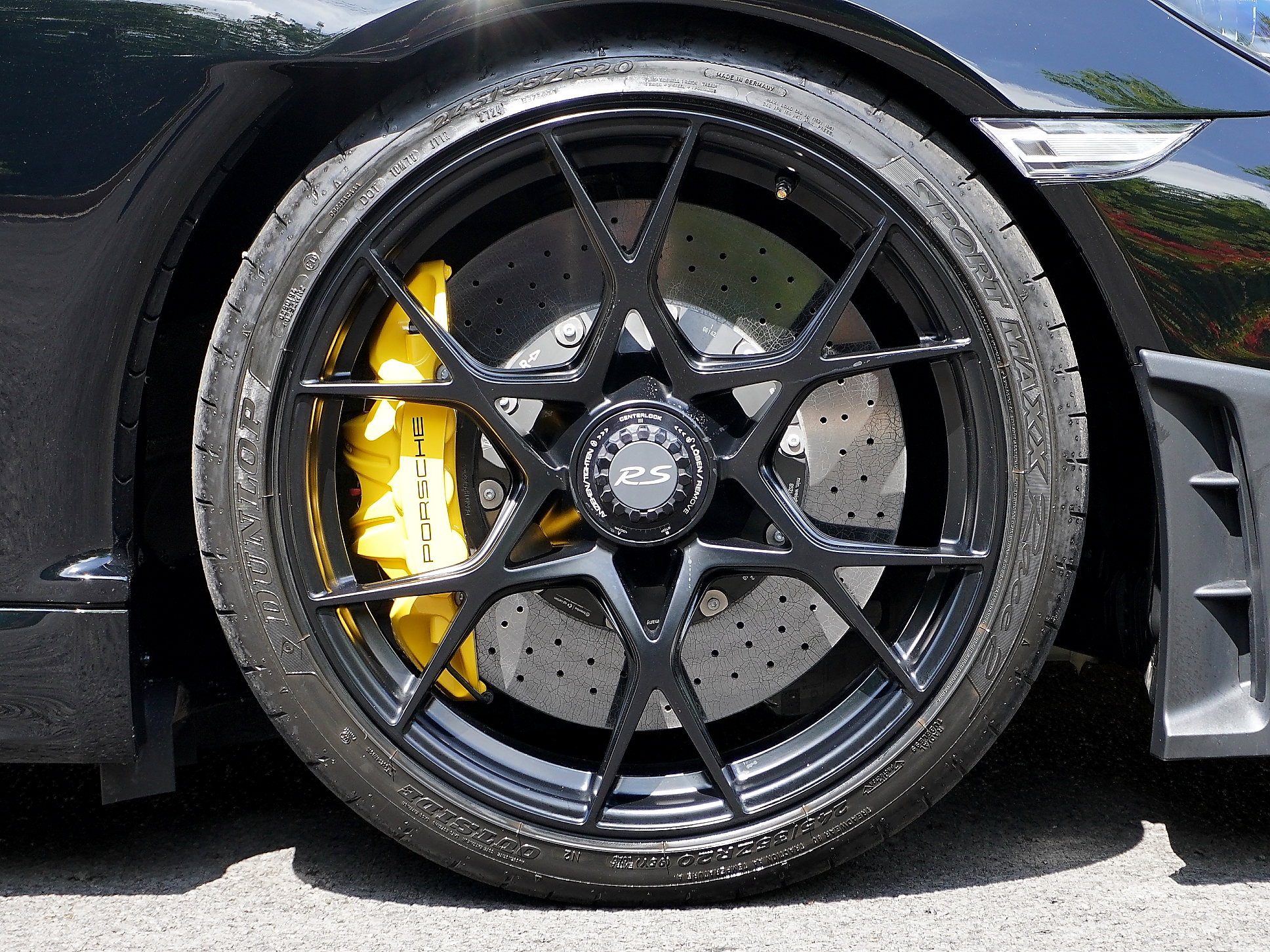 2024 Porsche 718 Cayman GT4RS