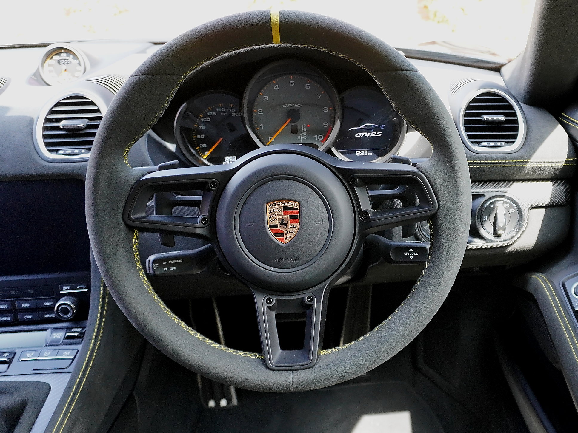 2024 Porsche 718 Cayman GT4RS