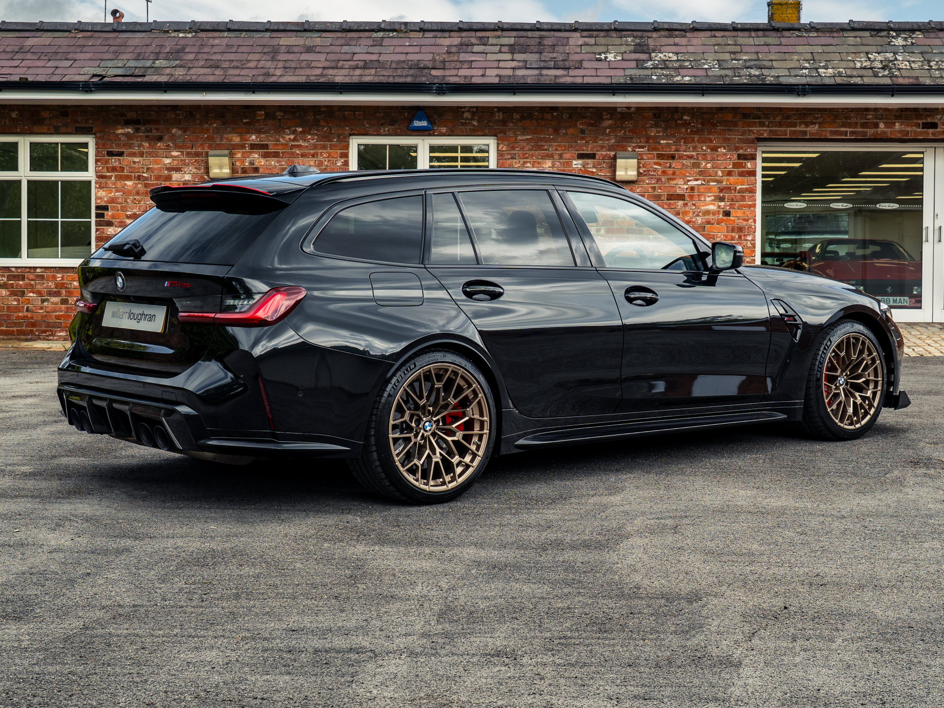 2025 BMW M3 CS Touring 
