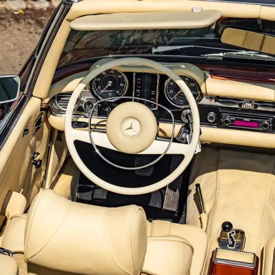 Mercedes-Benz 280SL Pagoda image 35
