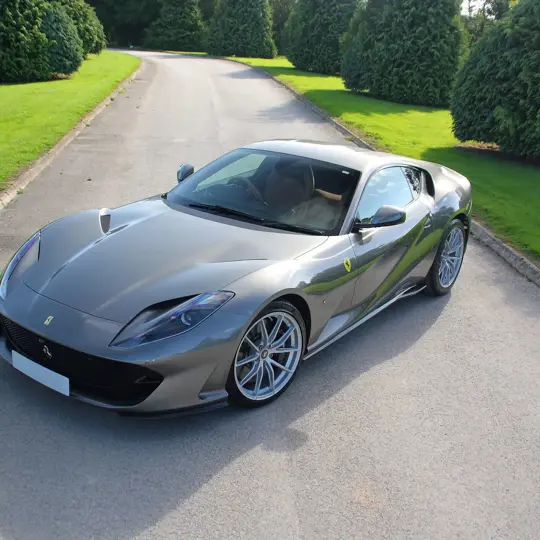 Ferrari 812 Superfast  image 11