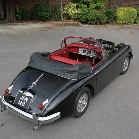 Jaguar XK150 SE image 4