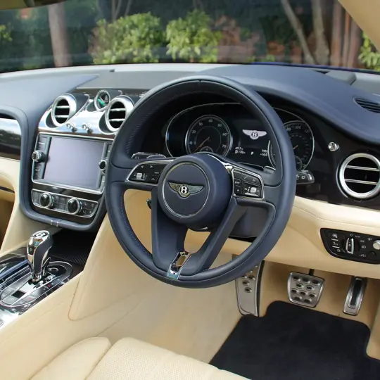 Bentley Bentayga W12 image 14
