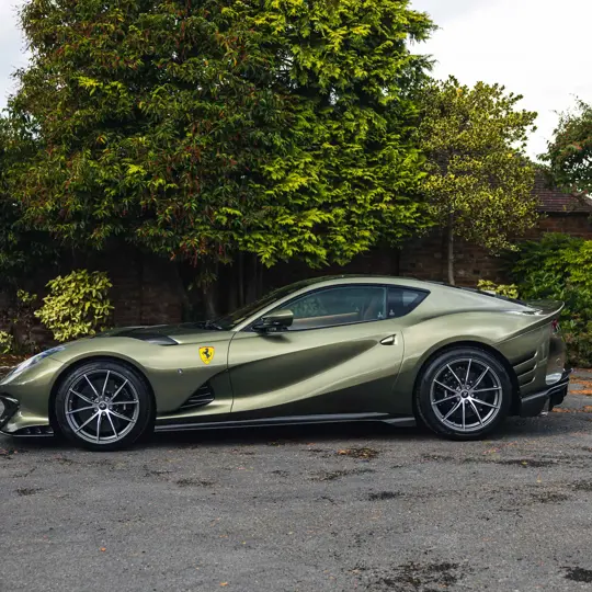 Ferrari 812 Competizione image 2