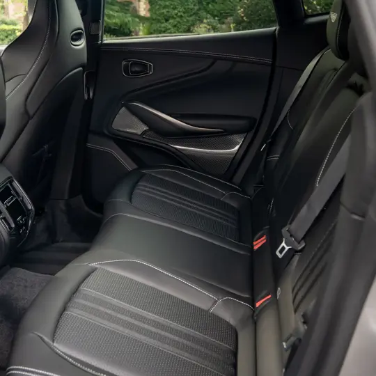 Aston Martin DBX 707 image 11