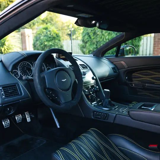 Aston Martin V12 Zagato  image 12