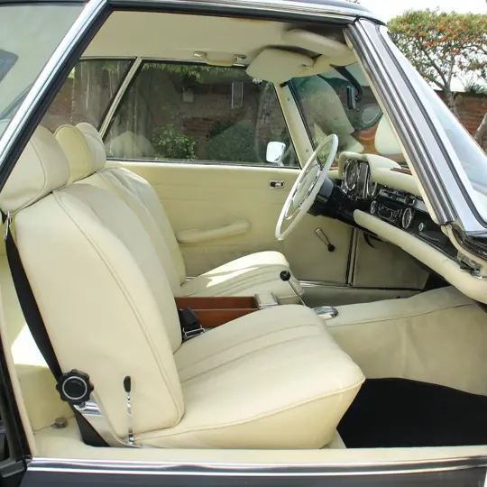 Mercedes-Benz 280SL Pagoda image 11