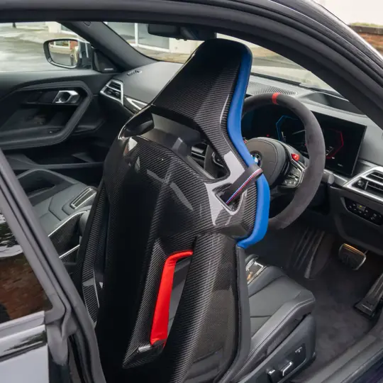 BMW M2CS image 18