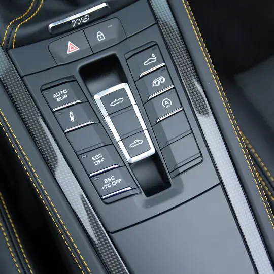 Porsche 718 Spyder image 17