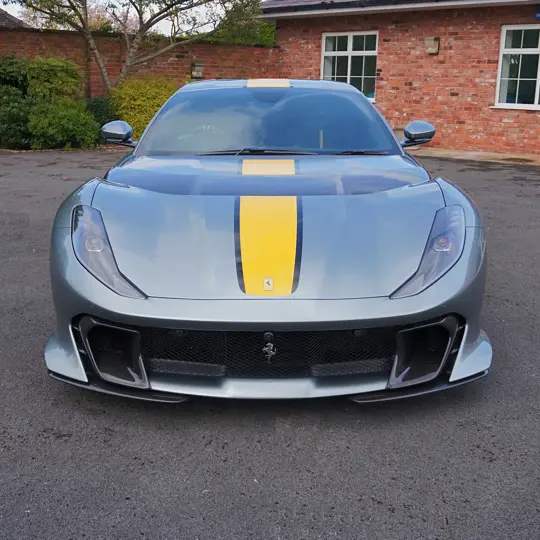 Ferrari 812 Competizione image 5