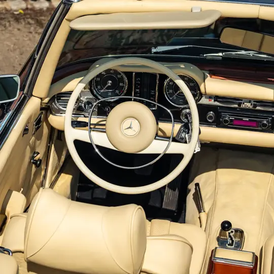 Mercedes-Benz 280SL Pagoda image 15