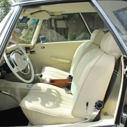 Mercedes-Benz 280SL Pagoda image 10