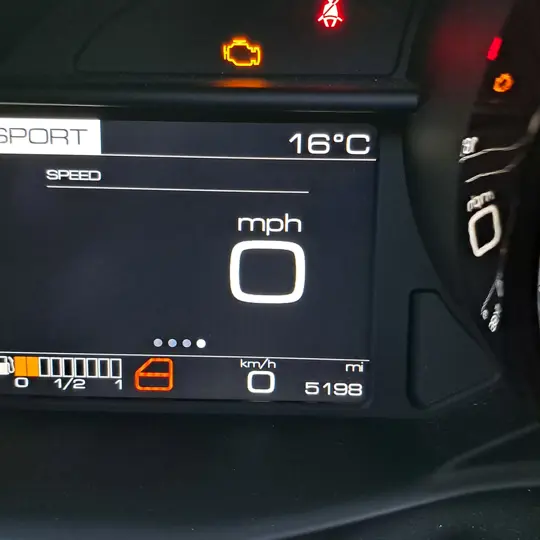 Ferrari 488 Spider Tailormade image 23