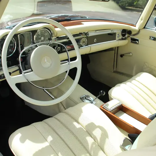 Mercedes-Benz 280SL Pagoda image 12