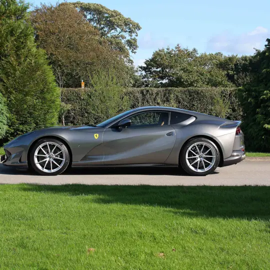 Ferrari 812 Superfast  image 13