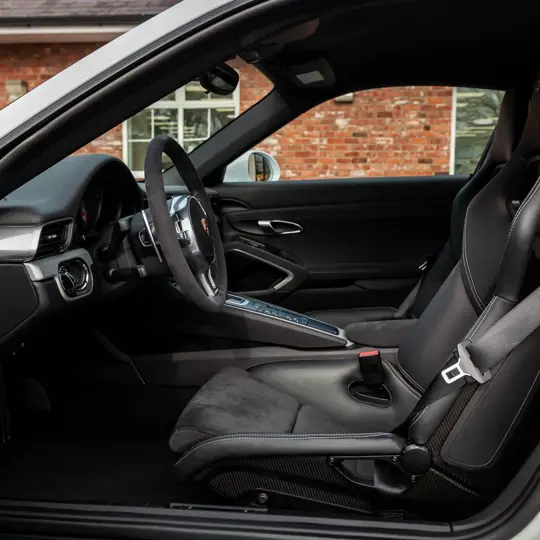 Porsche 911 GT3 LHD image 20