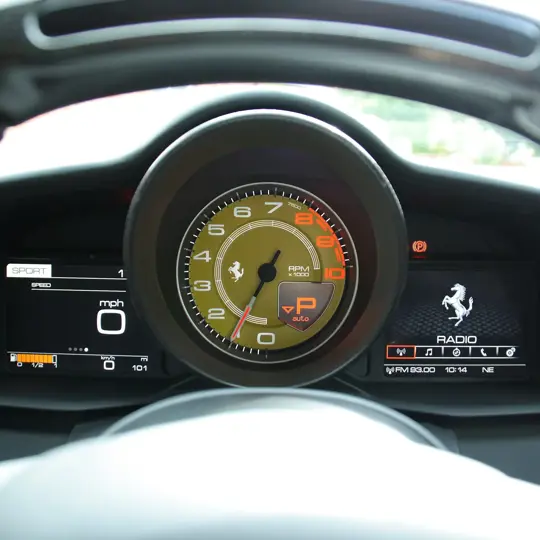 Ferrari 488 GTB image 17