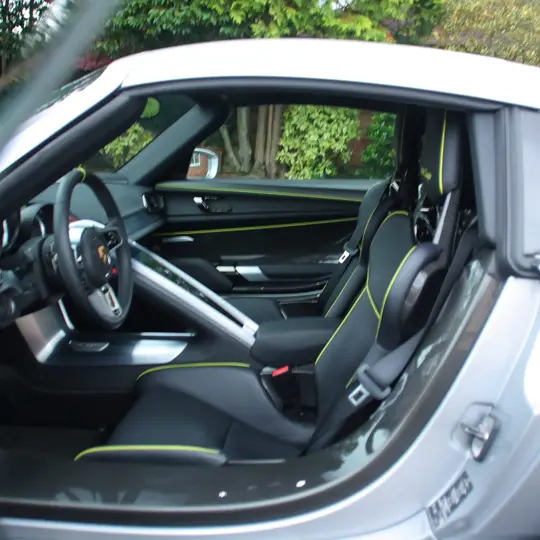 Porsche 918 Spyder  image 23