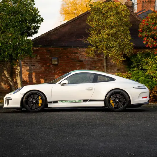 Porsche 911R image 7