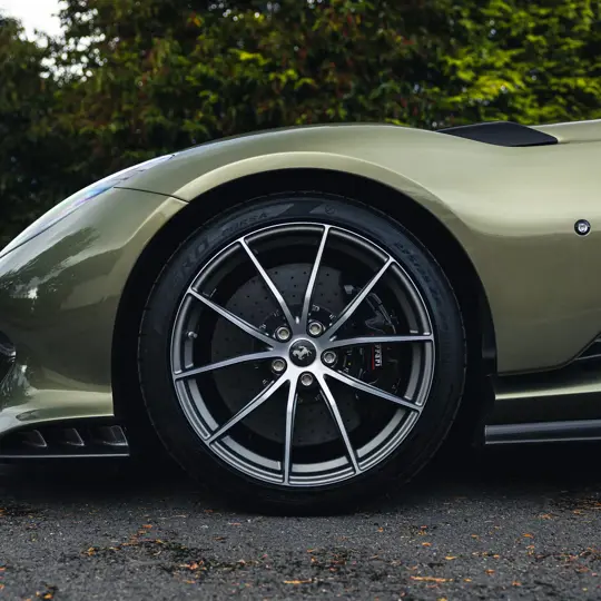 Ferrari 812 Competizione image 6