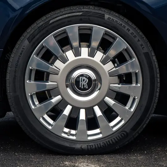 Rolls-Royce Phantom  image 7