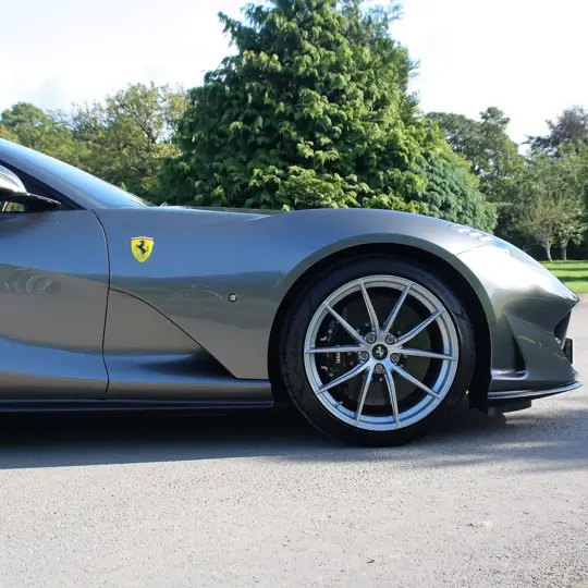 Ferrari 812 Superfast  image 5