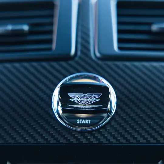Aston Martin V12 Zagato  image 21