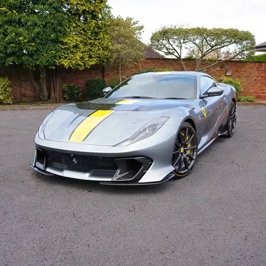 Ferrari 812 Competizione image 16
