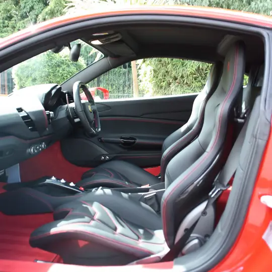 Ferrari 488 GTB image 27