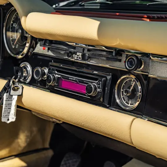 Mercedes-Benz 280SL Pagoda image 22