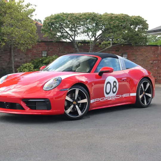 Porsche 911 (992) C4S Targa Heritage Edition  image 1