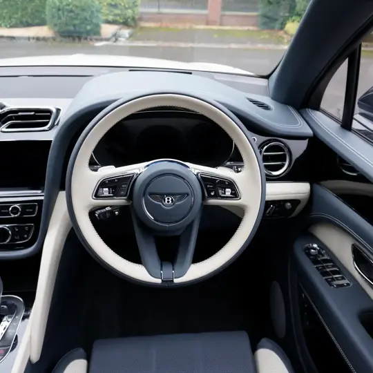 Bentley Bentayga S Hybrid image 15