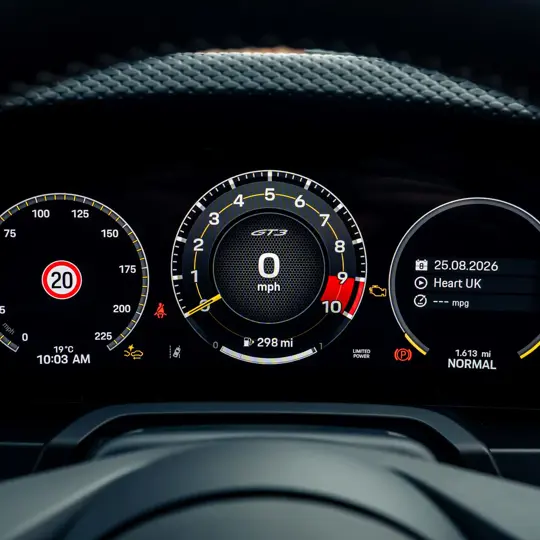 Porsche 911 GT3 Touring  image 33