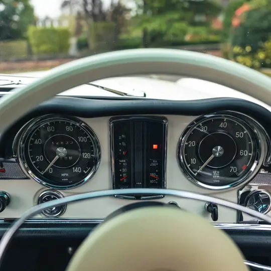 Mercedes 280SL 'Pagoda'  image 17
