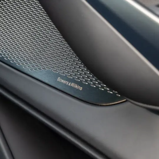 Aston Martin DBX 707 image 18