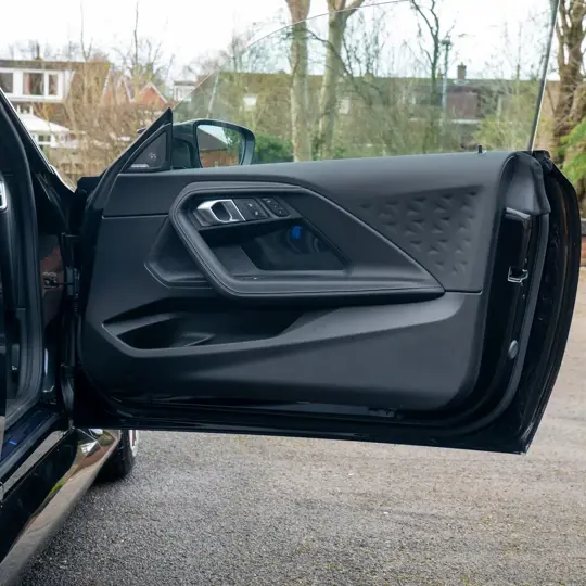 BMW M2CS image 9