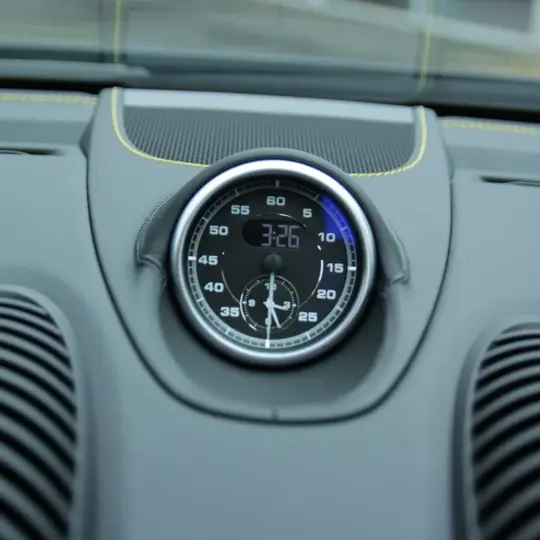 Porsche 718 Spyder image 19