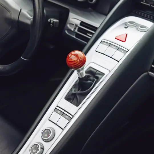 Porsche Carrera GT image 20
