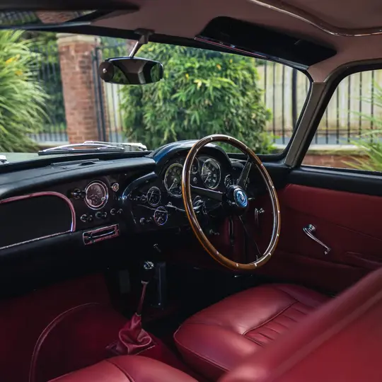Aston Martin DB4GT  image 10